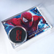 Charger l&#39;image dans la galerie, Fragment de costume -  The Amazing Spider-Man 2
