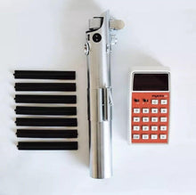 Charger l'image dans la galerie, Luke Skywalker ANH Lightsaber (réplique)