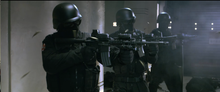 Charger l'image dans la galerie, Lunette de soldat Umbrella - Resident Evil : Afterlife avec Milla Jovovich
