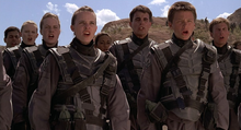 Charger l'image dans la galerie, Grenades et pochette de ceinture - Starship Troopers avec Casper Van Dien