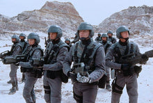 Charger l'image dans la galerie, Chargeur - Starship Troopers avec Casper Van Dien