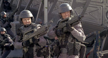 Charger l'image dans la galerie, Grenades et pochette de ceinture - Starship Troopers avec Casper Van Dien